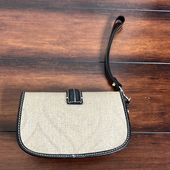 Dooney & Bourke Fabric and Leather Wristlet Clutch Coin Purse Buckle - Picture 9 of 15